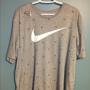 Nike basketball T shirt